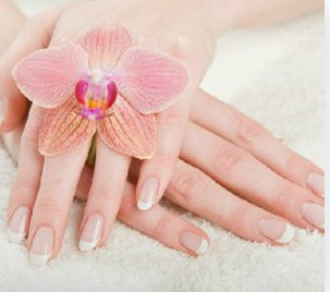 chăm sóc đôi tay